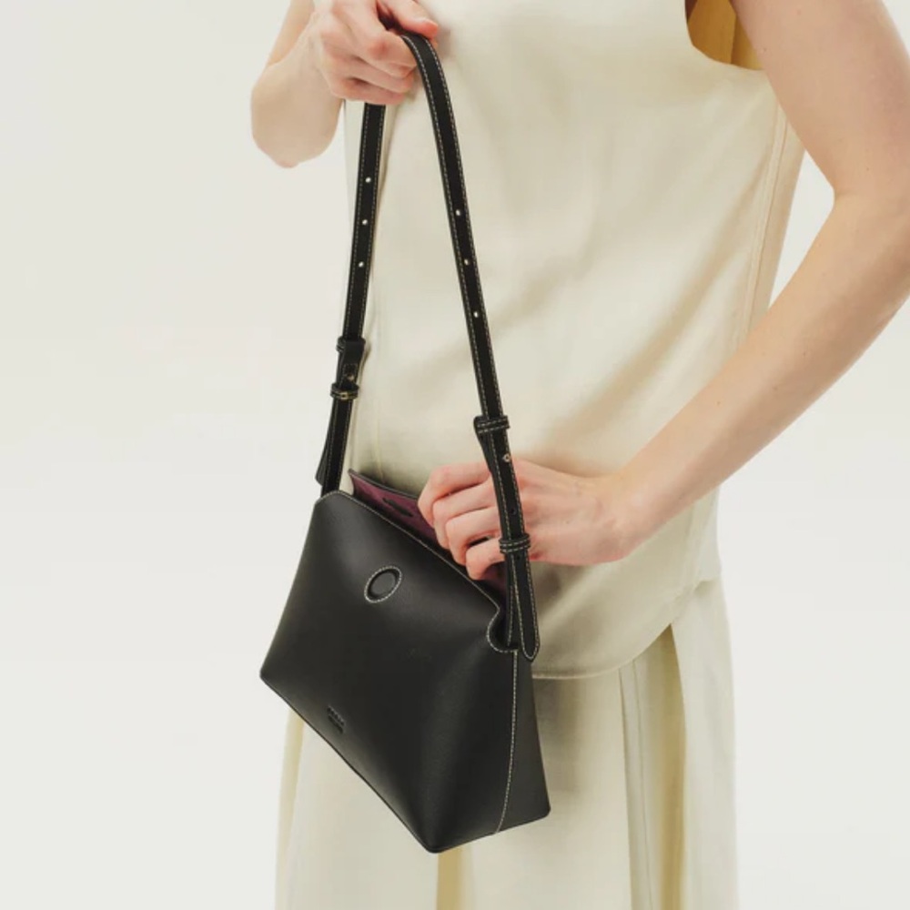 BRAND NEW Freja New York Hudson Bag, black - Picture 5 of 10